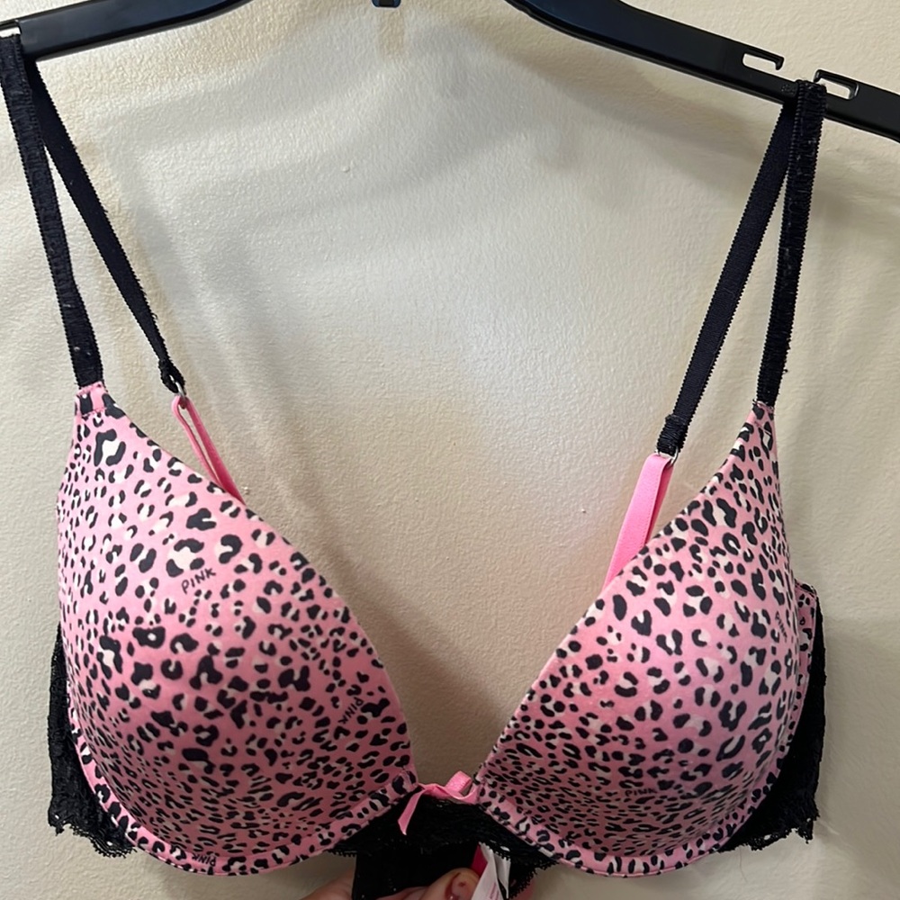 Victoria’s Secret Pink Leopard Print Push Up Bra in Pink and Black